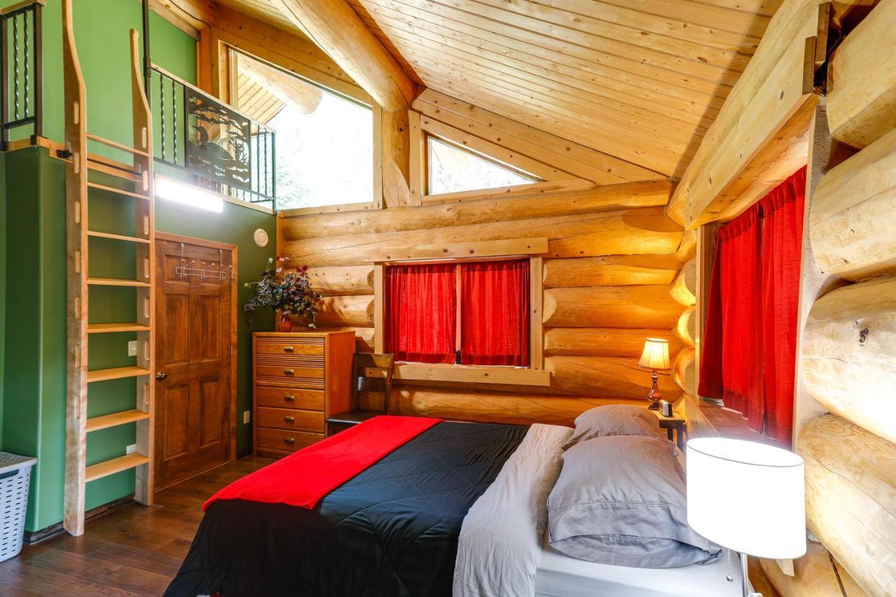 Riverside Log Cabin On-Site Aurora Viewing! North Pole Экстерьер фото